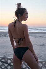 Load image into Gallery viewer, Selfie Bikini - Black
