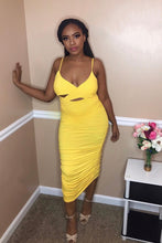 Load image into Gallery viewer, Lynnea Ruched Midi Dress - Yellow
