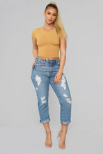 Load image into Gallery viewer, Jacklyn Crop Top - Honeycomb
